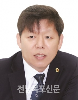 김정희 도의원